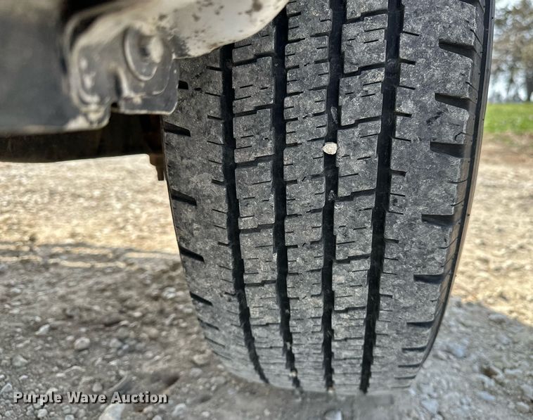 image for item EG6246 2006 Ford E350 Super Duty van