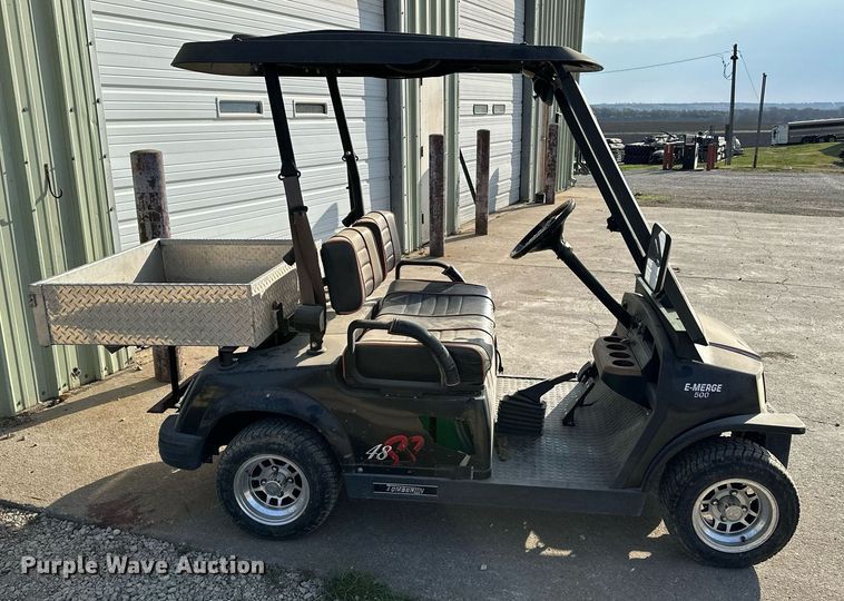 image for item EG6248 2009 Tomberlin E-Merge 500 golf cart