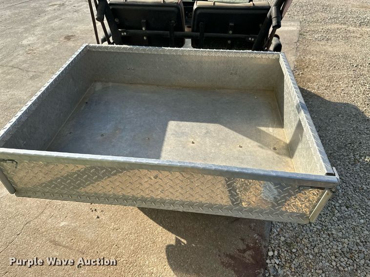 image for item EG6248 2009 Tomberlin E-Merge 500 golf cart