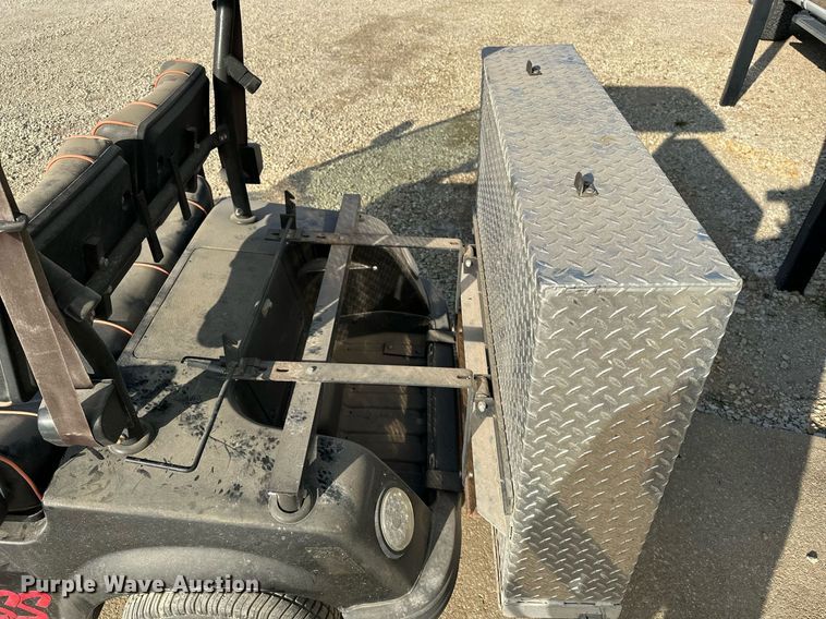 image for item EG6248 2009 Tomberlin E-Merge 500 golf cart