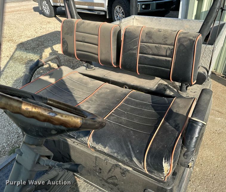 image for item EG6248 2009 Tomberlin E-Merge 500 golf cart