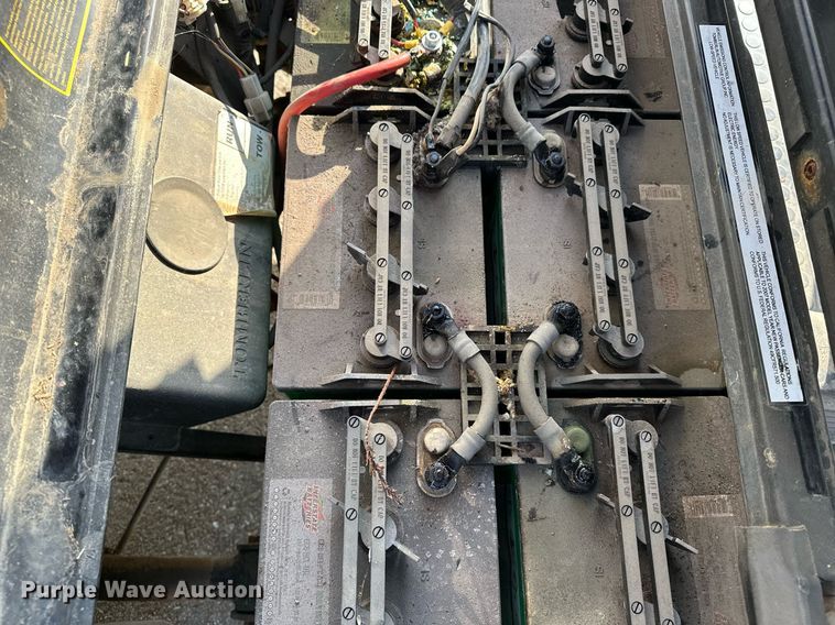 image for item EG6248 2009 Tomberlin E-Merge 500 golf cart