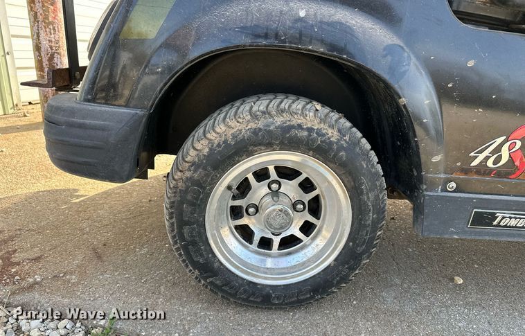 image for item EG6248 2009 Tomberlin E-Merge 500 golf cart