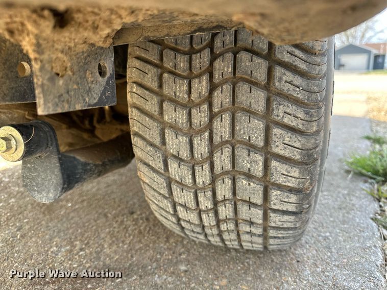 image for item EG6248 2009 Tomberlin E-Merge 500 golf cart