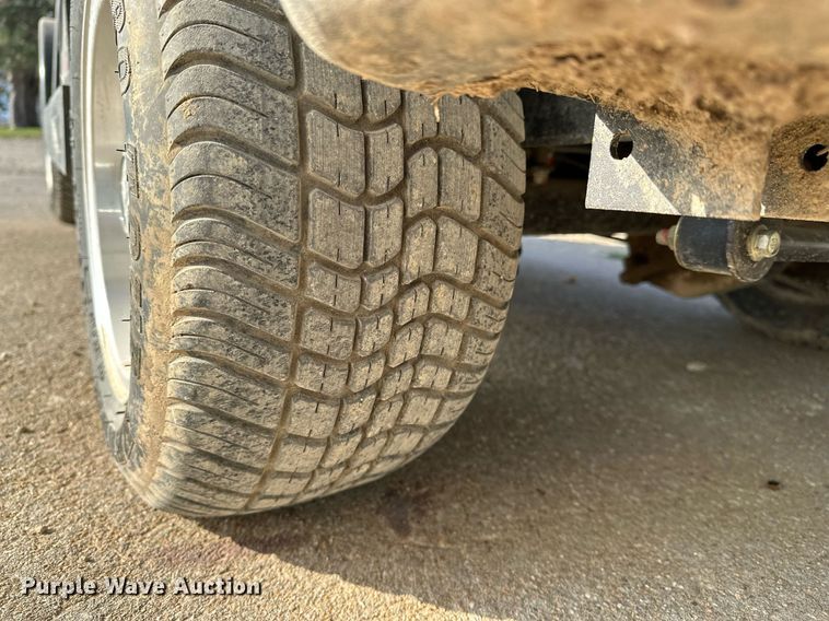 image for item EG6248 2009 Tomberlin E-Merge 500 golf cart