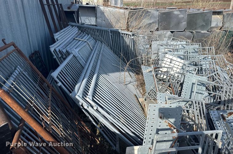 image for item EG6253 Livestock equipment