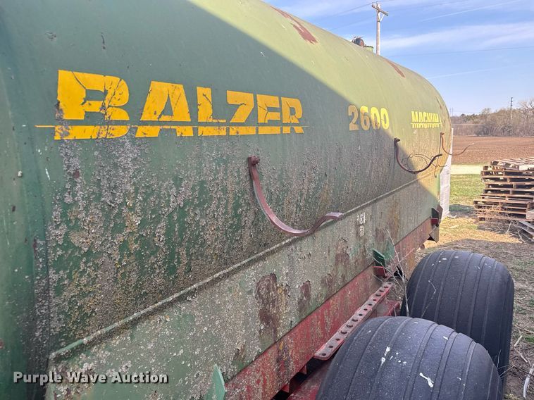 image for item EG6255 Balzer 2600 Magnum manure spreader