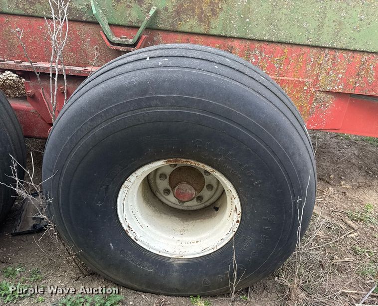 image for item EG6255 Balzer 2600 Magnum manure spreader