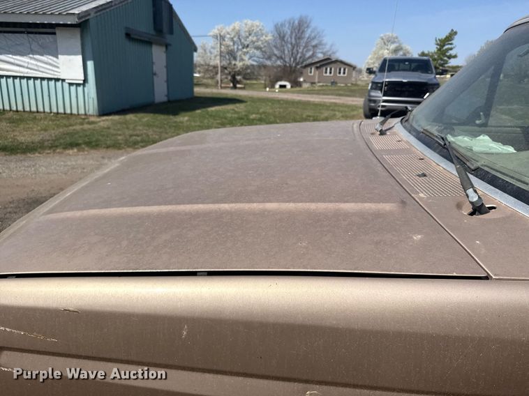 image for item EG6257 1996 Ford F150 pickup truck