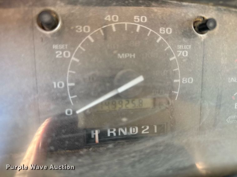 image for item EG6257 1996 Ford F150 pickup truck