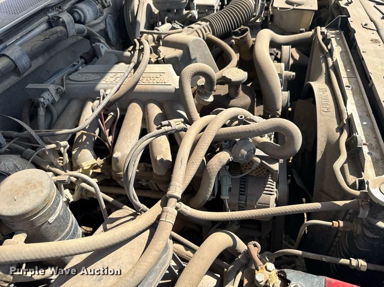 image for item EG6257 1996 Ford F150 pickup truck