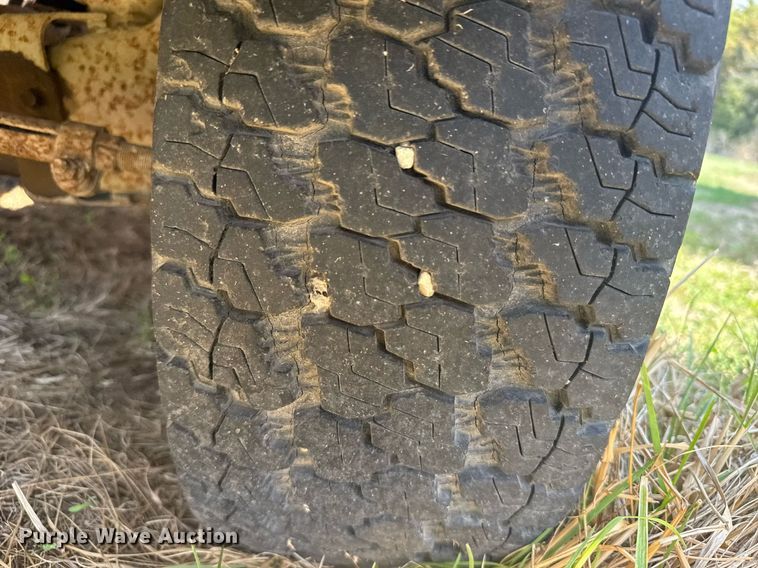 image for item EG6257 1996 Ford F150 pickup truck