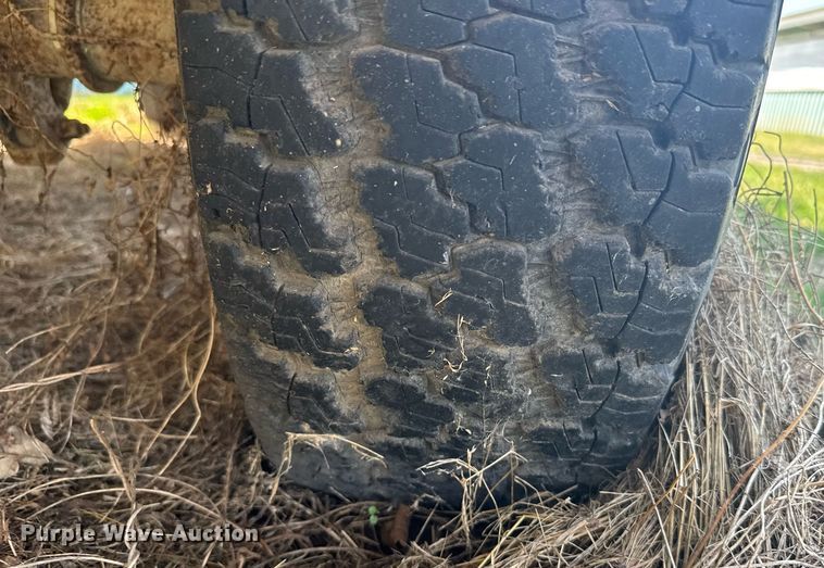 image for item EG6257 1996 Ford F150 pickup truck