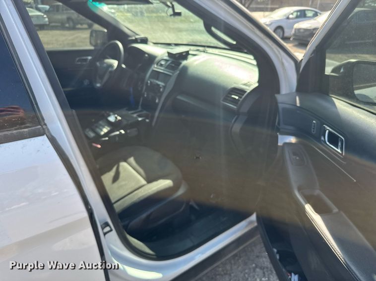 image for item EG6272 2015 Ford Explorer Police Interceptor SUV