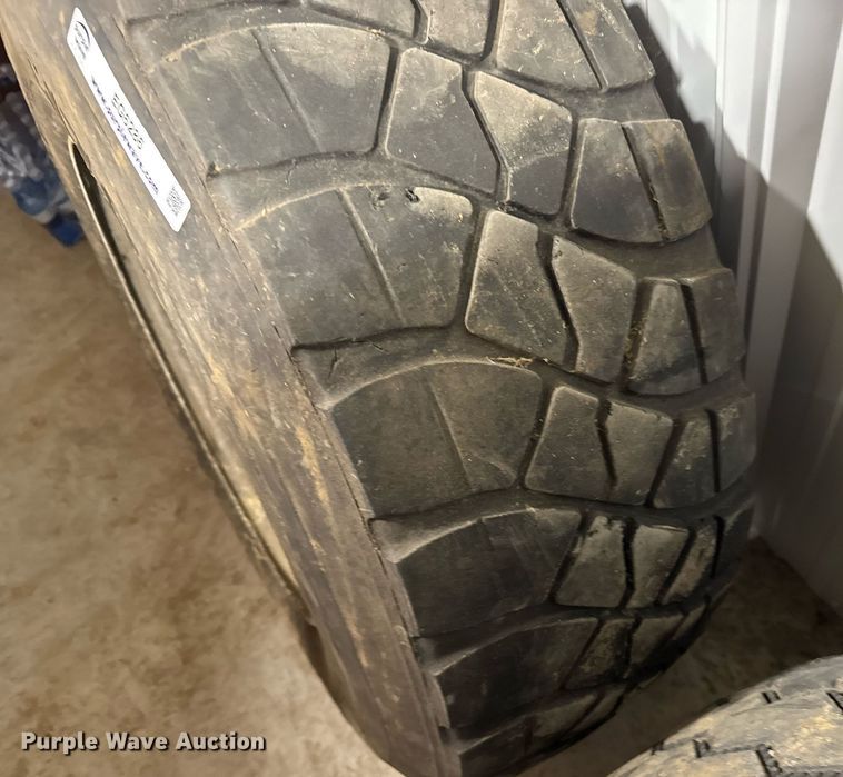 image for item EG6286 (3) 385/65R22.5 tires and wheels 