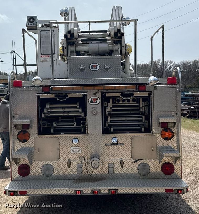 image for item EG6288 1985 Spartan RS20-3064 aerial platform fire truck