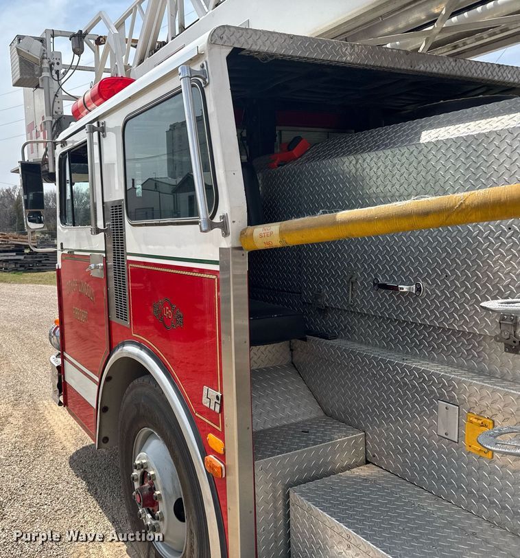 image for item EG6288 1985 Spartan RS20-3064 aerial platform fire truck