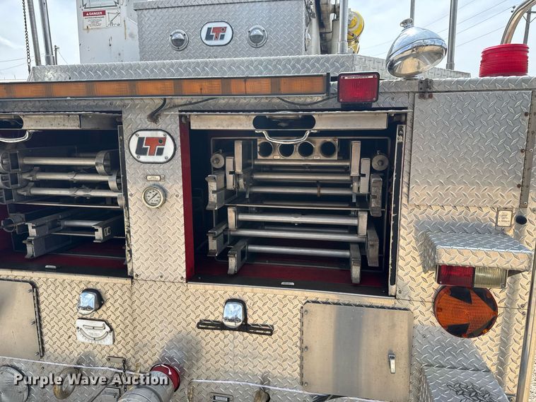 image for item EG6288 1985 Spartan RS20-3064 aerial platform fire truck