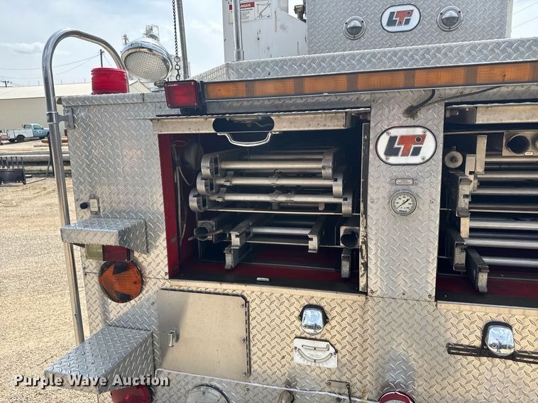 image for item EG6288 1985 Spartan RS20-3064 aerial platform fire truck