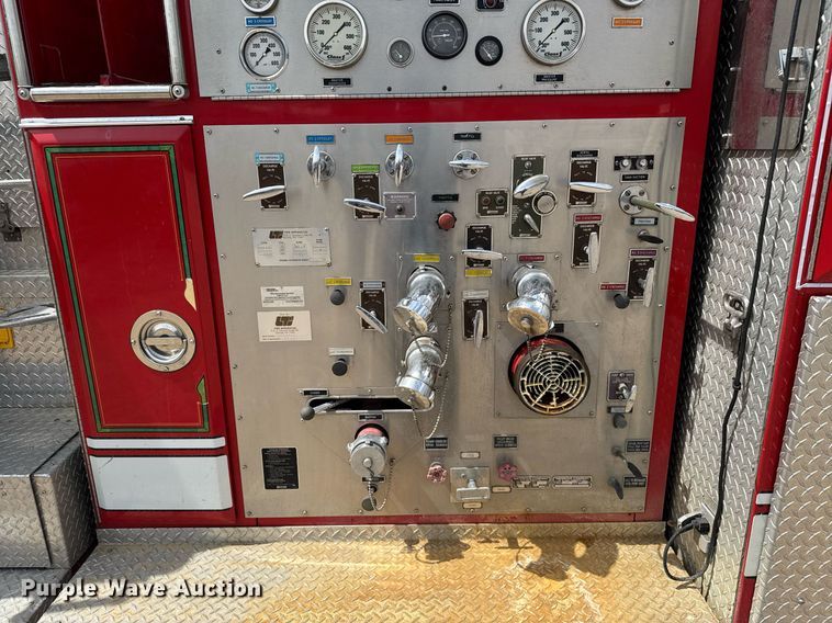 image for item EG6288 1985 Spartan RS20-3064 aerial platform fire truck