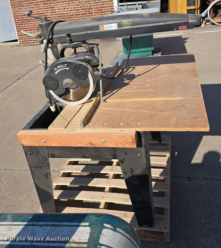 image for item EH8787 Woodworking equipment