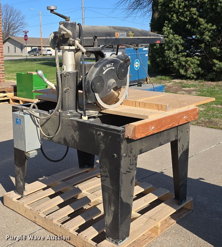 image for item EH8787 Woodworking equipment