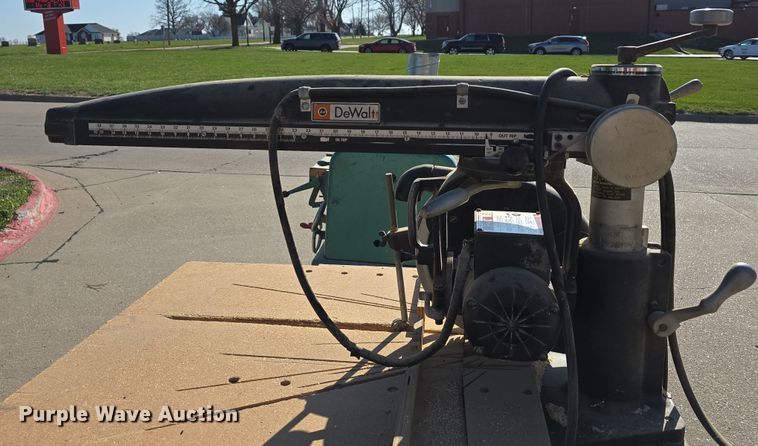 image for item EH8787 Woodworking equipment