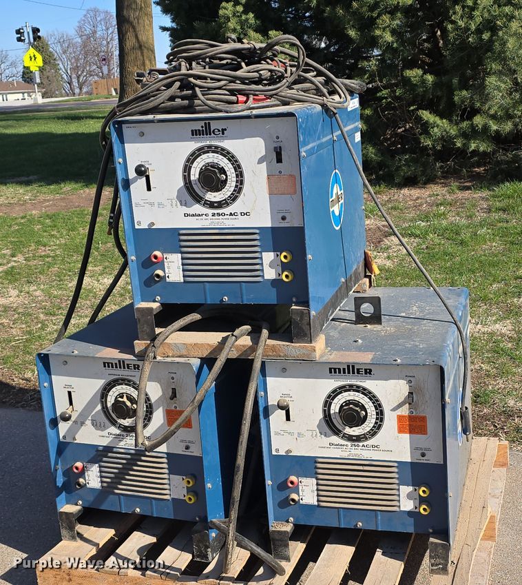 image for item EH8788 (3) Miller Dialarc 250 welders