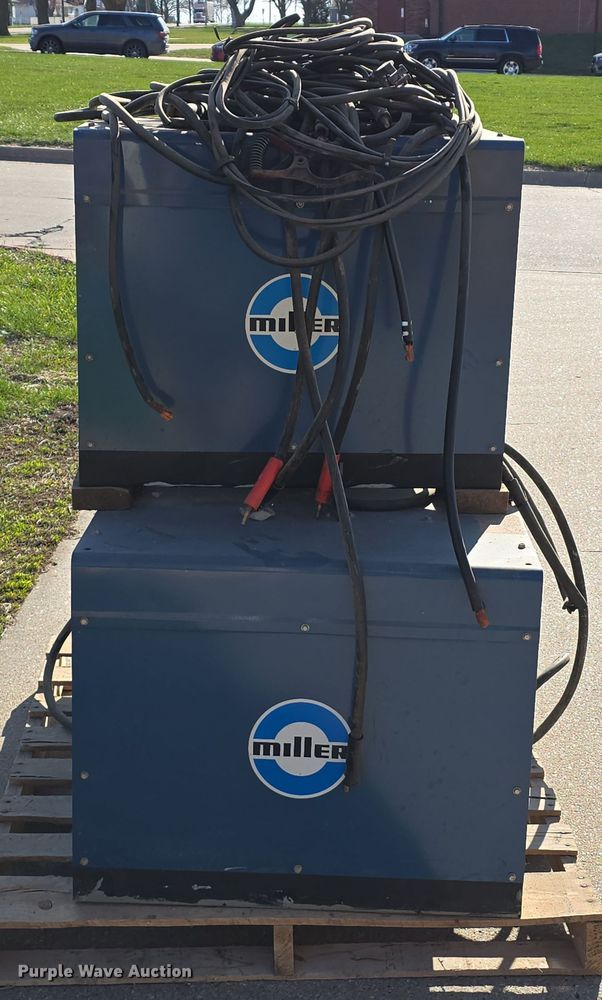 image for item EH8788 (3) Miller Dialarc 250 welders