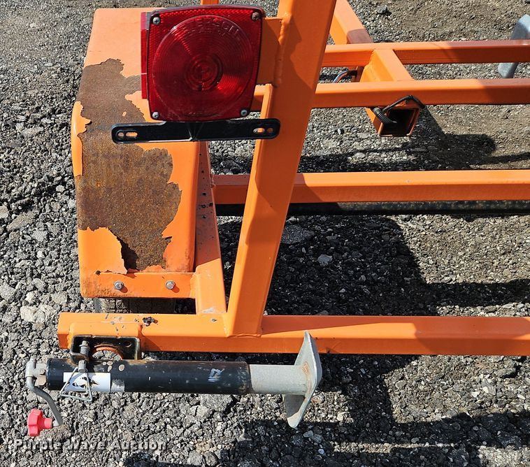 image for item EI8914 K&K Systems arrow board trailer