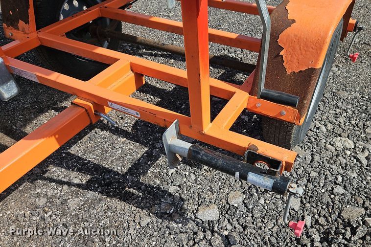 image for item EI8914 K&K Systems arrow board trailer