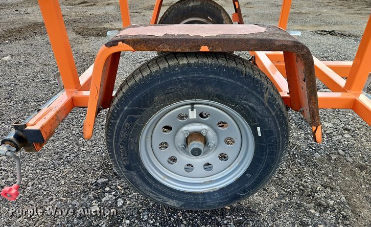 image for item EI8914 K&K Systems arrow board trailer