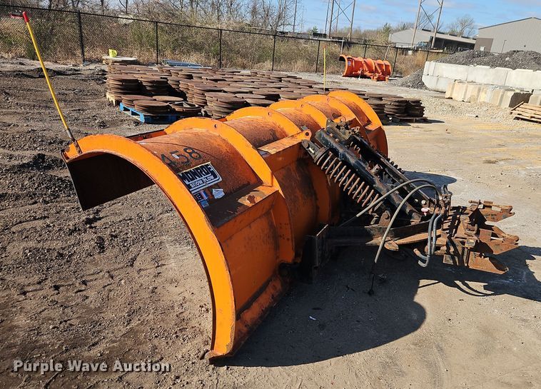 image for item EI8915 2009 International WorkStar 7400 applicator truck