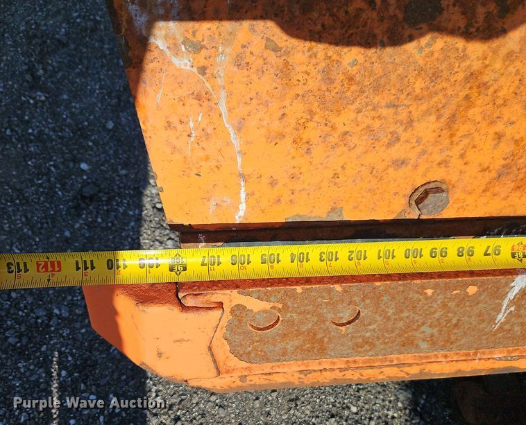 image for item EI8915 2009 International WorkStar 7400 applicator truck