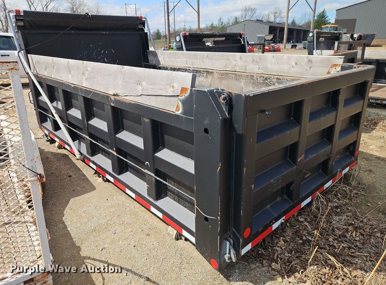 image for item EI8915 2009 International WorkStar 7400 applicator truck