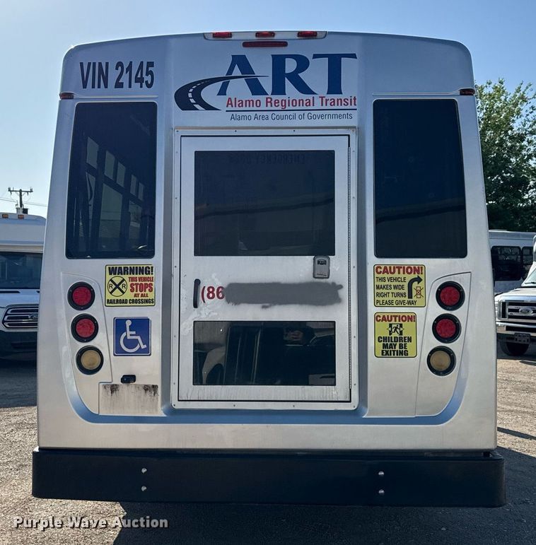 image for item EJ3618 2013 Chevrolet Express G4500 shuttle bus