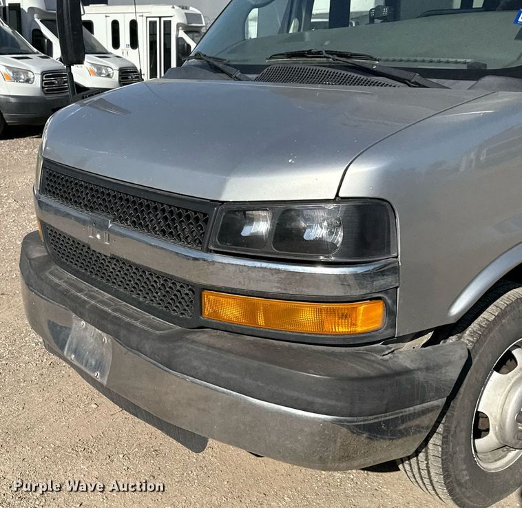 image for item EJ3618 2013 Chevrolet Express G4500 shuttle bus