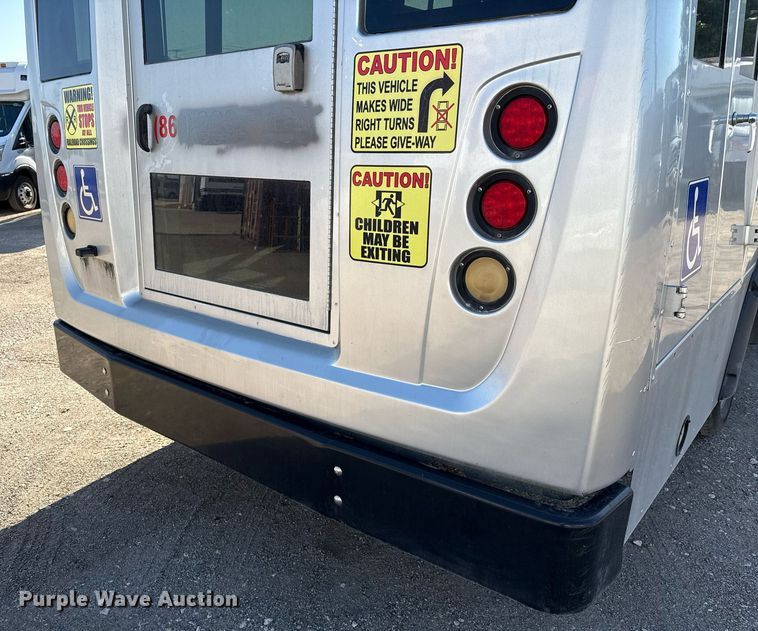image for item EJ3618 2013 Chevrolet Express G4500 shuttle bus