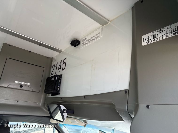 image for item EJ3618 2013 Chevrolet Express G4500 shuttle bus