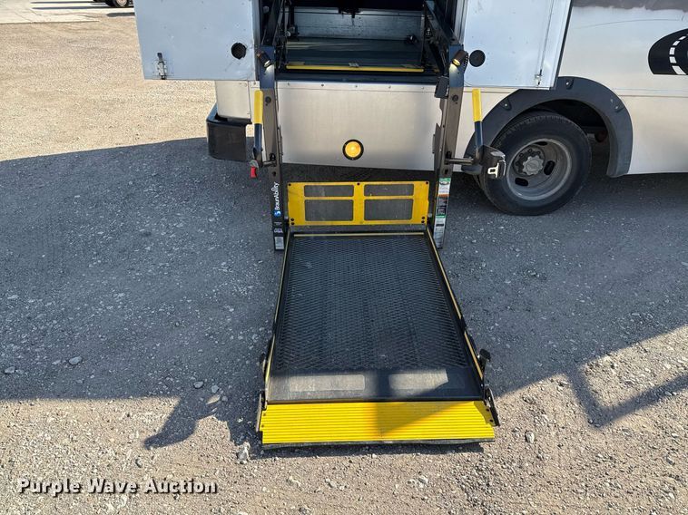 image for item EJ3618 2013 Chevrolet Express G4500 shuttle bus