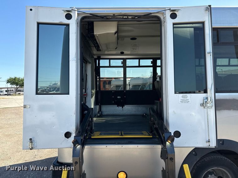 image for item EJ3618 2013 Chevrolet Express G4500 shuttle bus