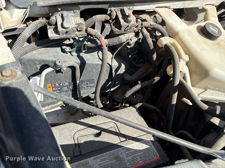 image for item EJ3618 2013 Chevrolet Express G4500 shuttle bus