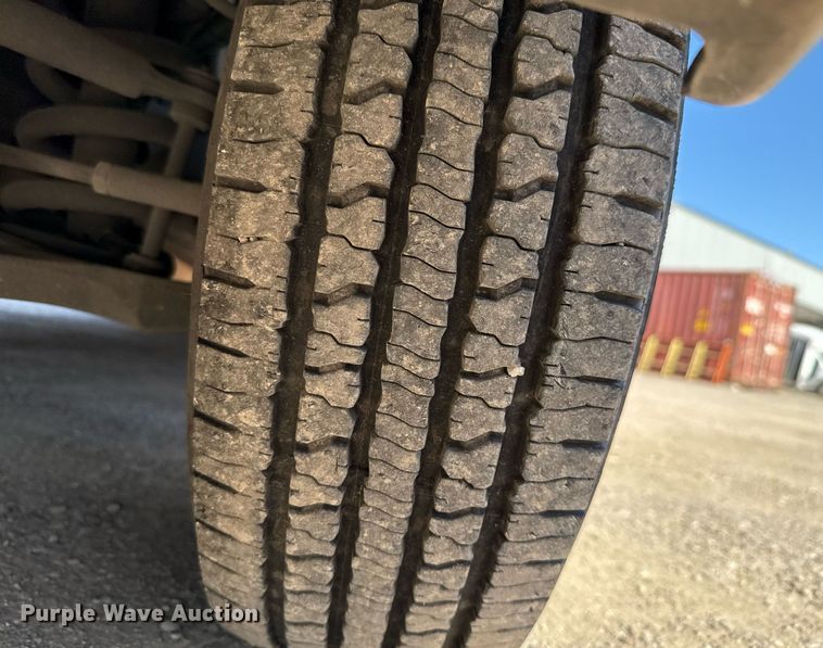 image for item EJ3618 2013 Chevrolet Express G4500 shuttle bus