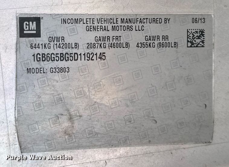 image for item EJ3618 2013 Chevrolet Express G4500 shuttle bus