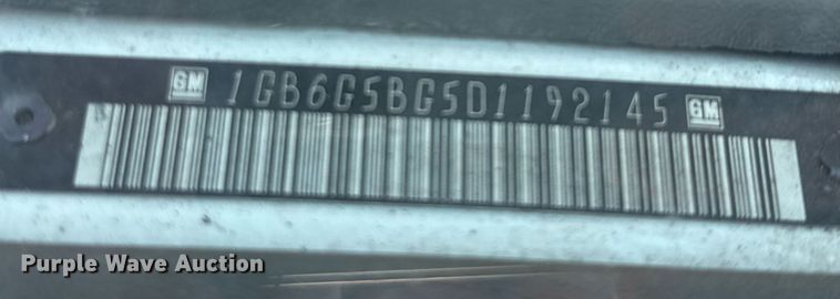 image for item EJ3618 2013 Chevrolet Express G4500 shuttle bus