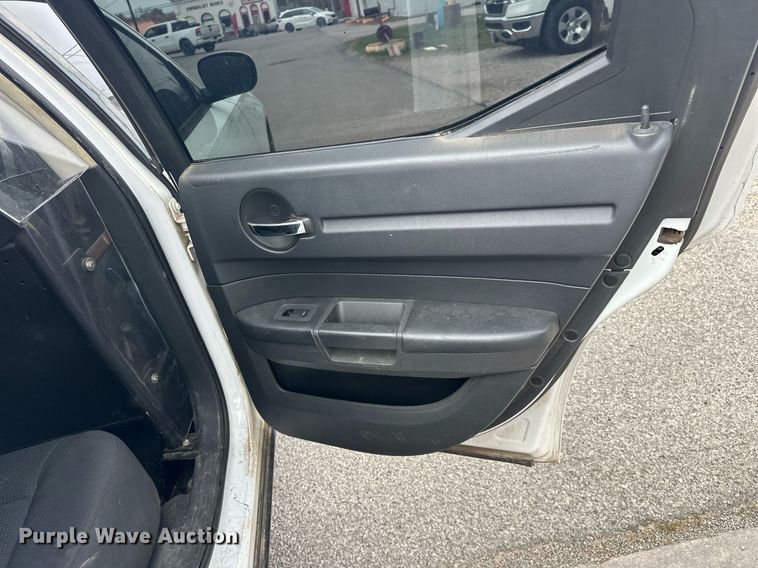 image for item EJ8510 2010 Dodge Charger 