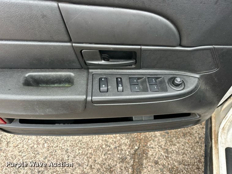 image for item EJ8535 2010 Ford Crown Victoria Police Interceptor 