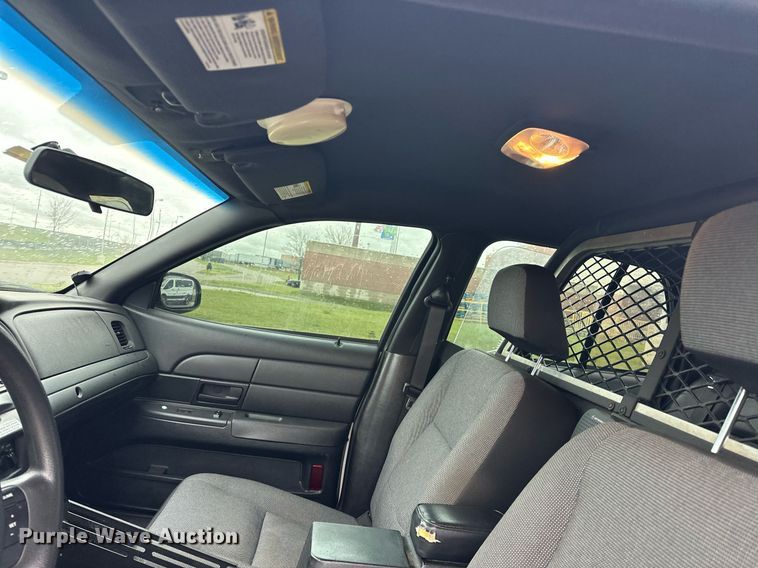 image for item EJ8535 2010 Ford Crown Victoria Police Interceptor 