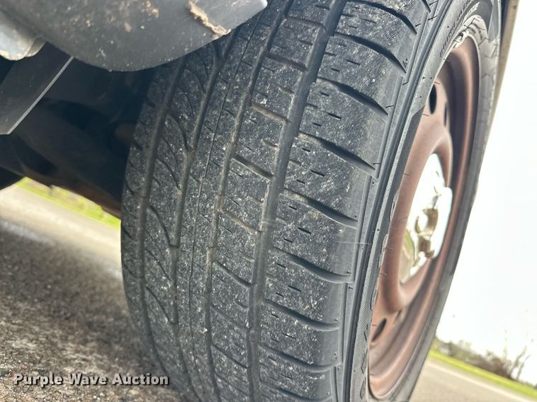 image for item EJ8535 2010 Ford Crown Victoria Police Interceptor 