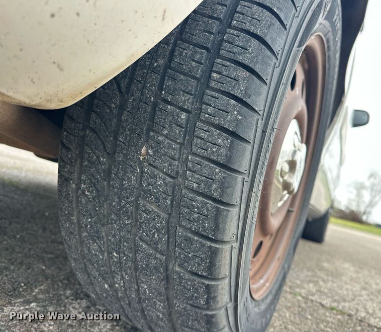 image for item EJ8535 2010 Ford Crown Victoria Police Interceptor 